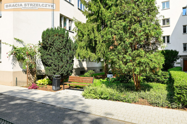 Mieszkanie Sprzedaż  Mokotów Tadeusza Hołówki 13